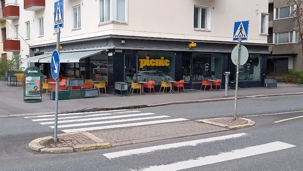 Picnic Topeliuksenkatu