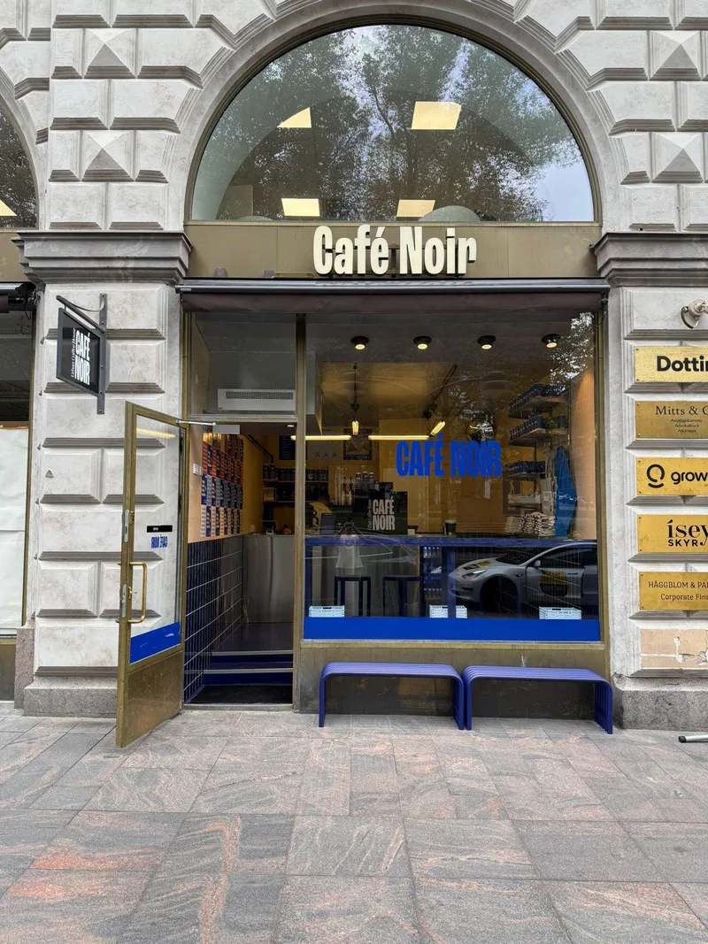 Café Noir, erikoiskahvila Esplanadilla